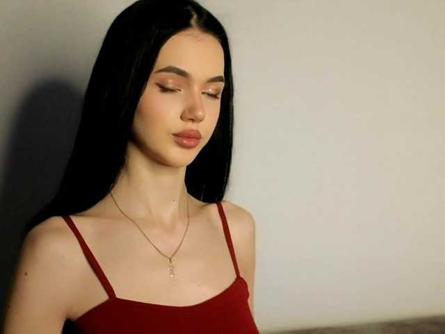 Lola-Lush's BongaCams show and profile