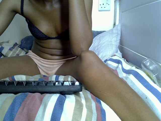 Finegirllily webcam