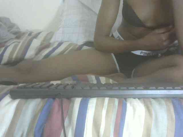 Finegirllily webcam