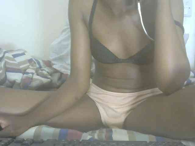 Finegirllily webcam