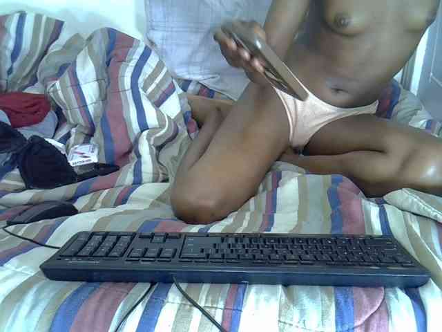 Finegirllily webcam