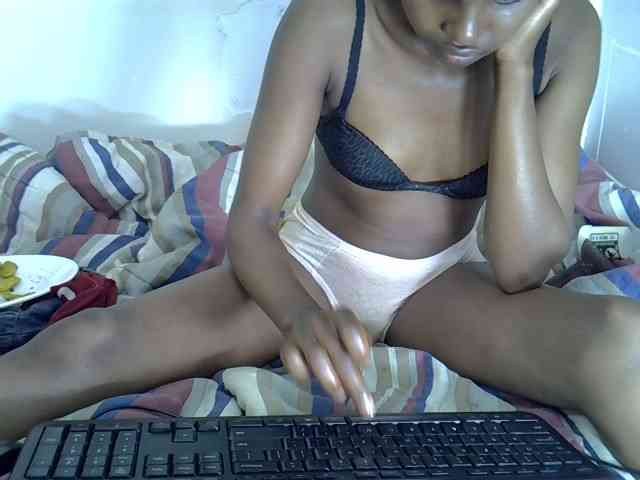 Finegirllily webcam