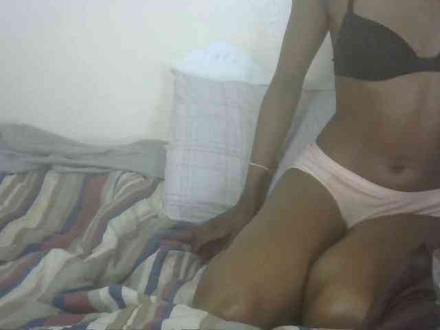 Finegirllily webcam