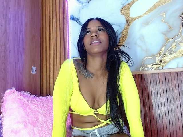 madihlove303av's BongaCams show and profile