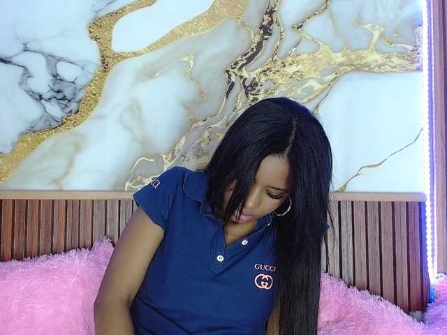 madihlove303av's BongaCams show and profile