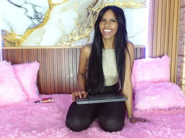 madihlove303av's BongaCams show and profile