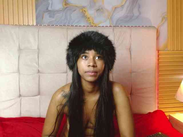 madihlove303av webcam