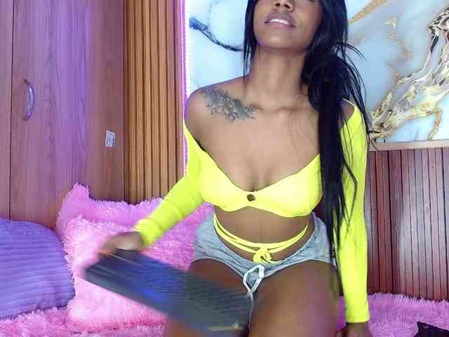 madihlove303av webcam