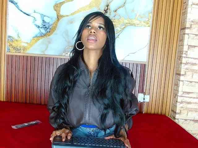 madihlove303av webcam