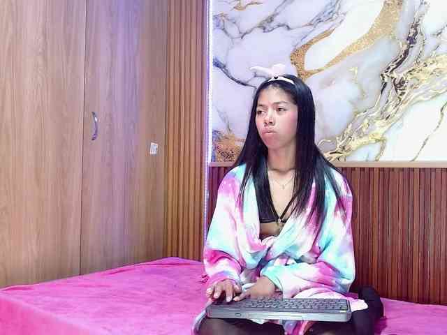 madihlove303av webcam