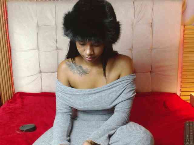 madihlove303av webcam