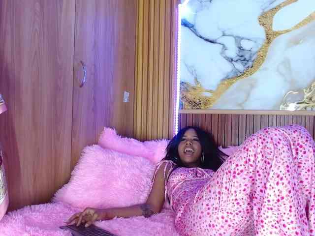 madihlove303av webcam