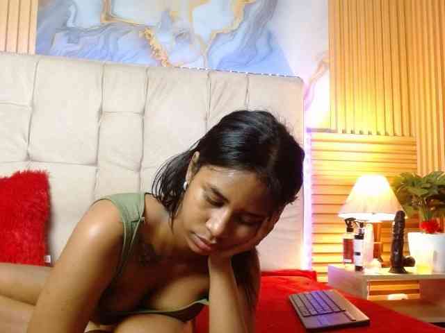 madihlove303av webcam