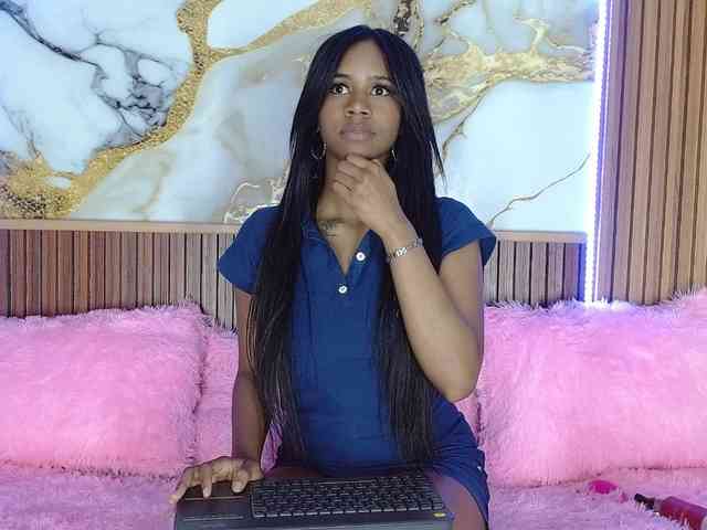 madihlove303av webcam