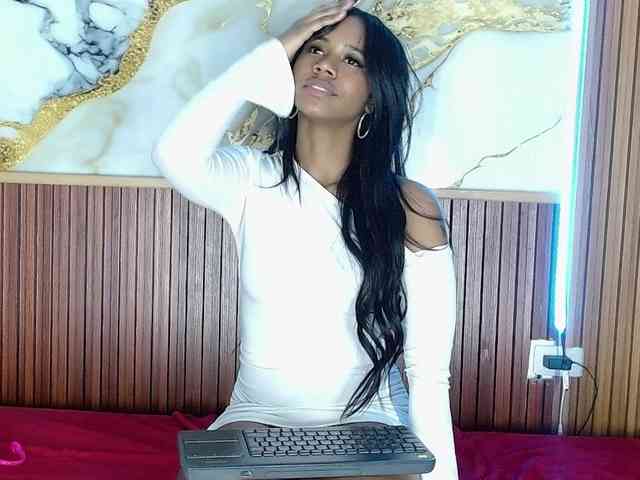 madihlove303av webcam