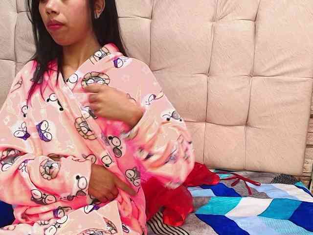 madihlove303av webcam