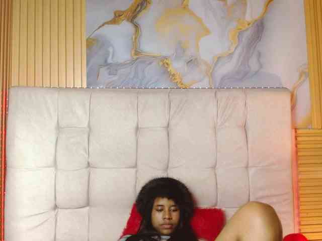 madihlove303av webcam