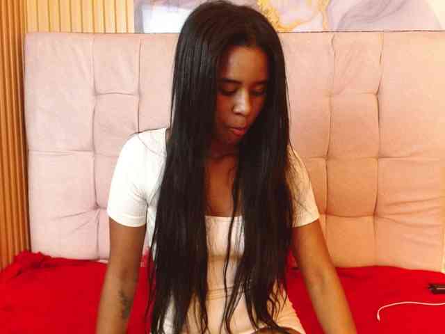 madihlove303av webcam