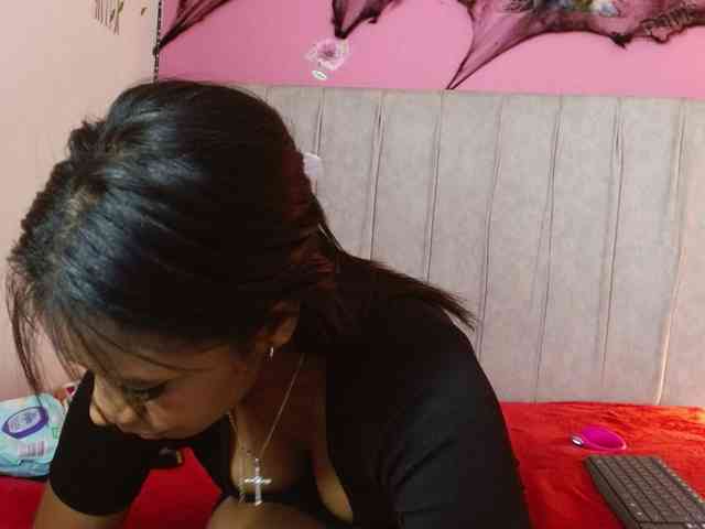 madihlove303av webcam