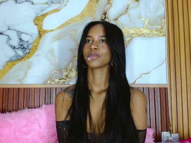 madihlove303av webcam