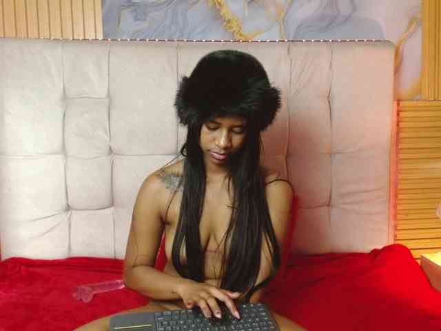 madihlove303av webcam