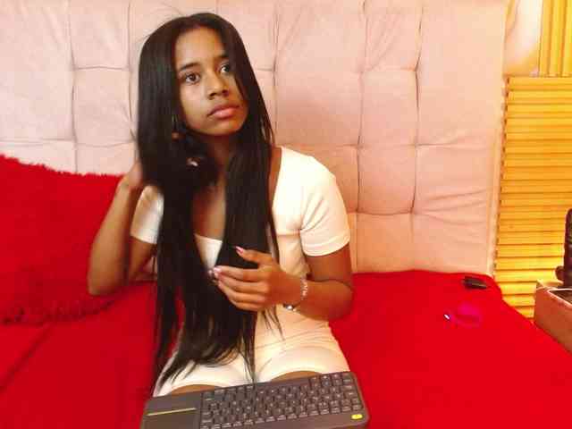 madihlove303av webcam