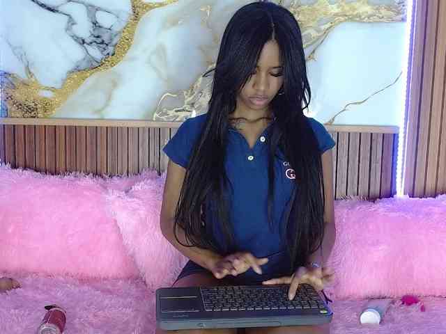 madihlove303av webcam