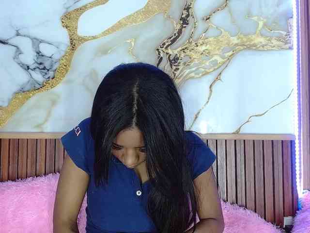 madihlove303av webcam