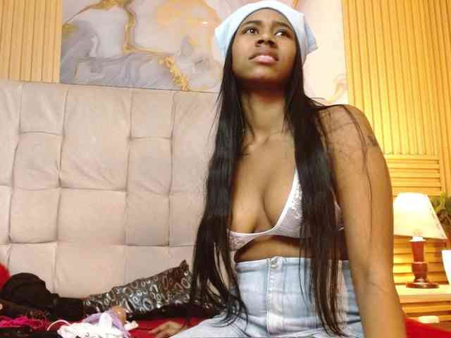 madihlove303av webcam