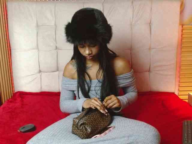 madihlove303av webcam