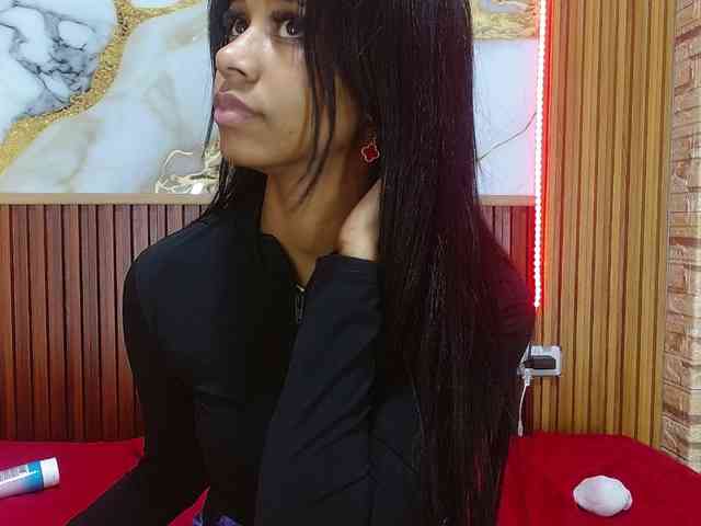 madihlove303av Live Webcam on BongaCams