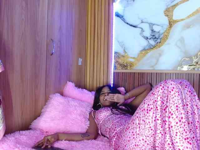 madihlove303av webcam