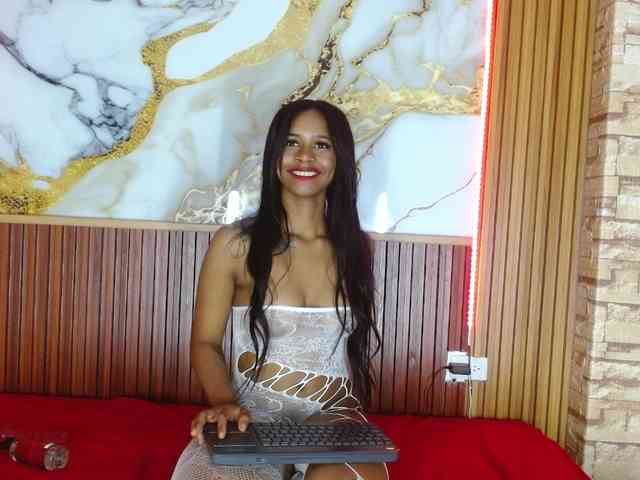 madihlove303av webcam