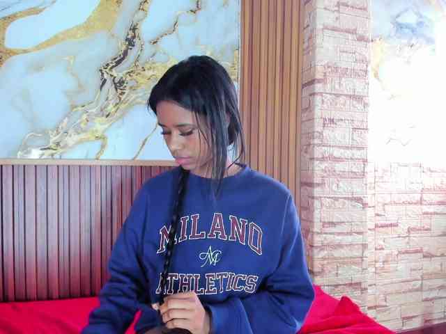 madihlove303av webcam