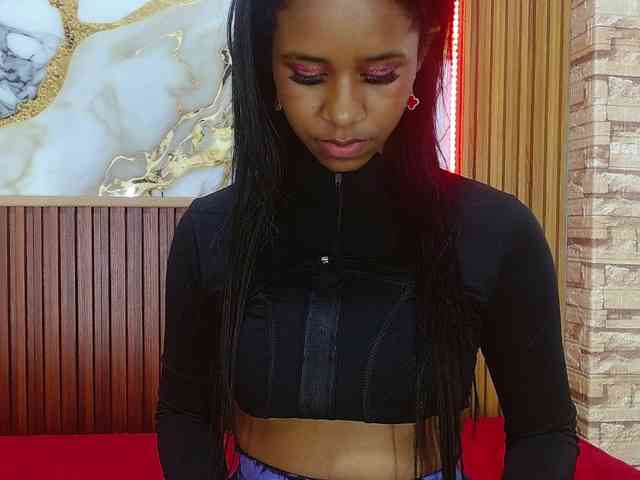 madihlove303av webcam