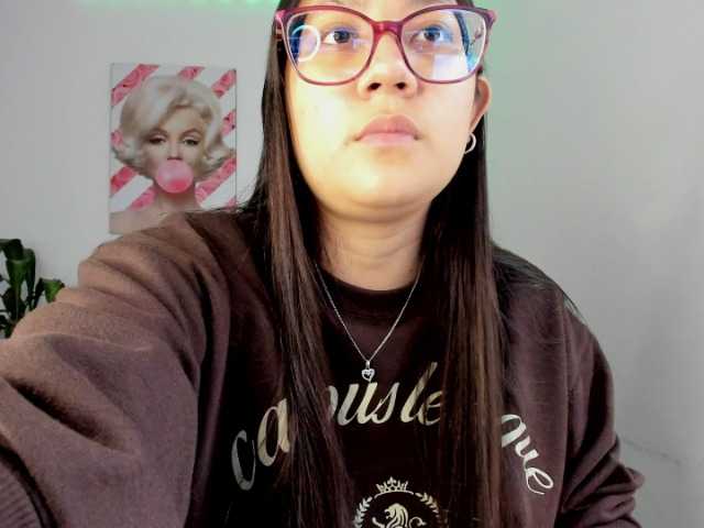 rouse-red's BongaCams show and profile