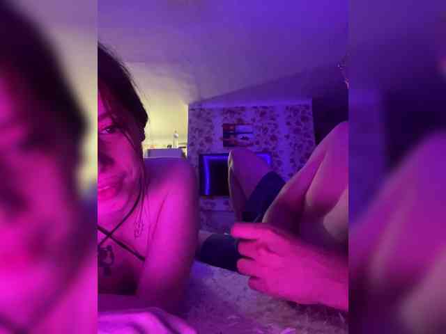 Kiss-of-Lifee webcam