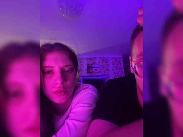 Kiss-of-Life1 webcam