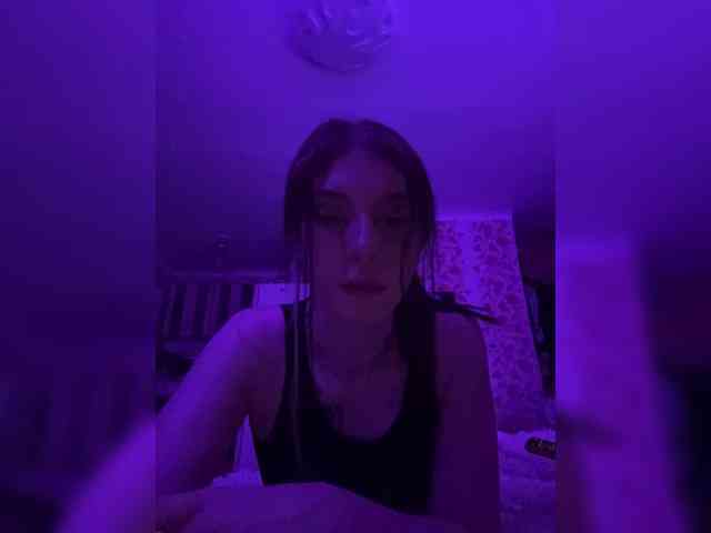 Kiss-of-Life1 webcam