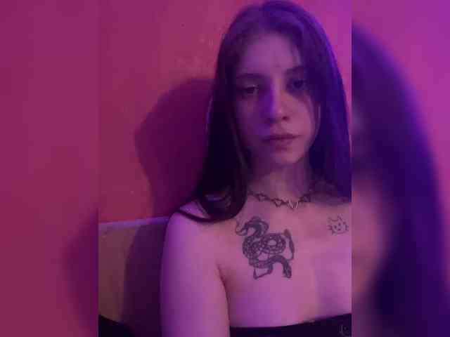 Kiss-of-Life1 webcam