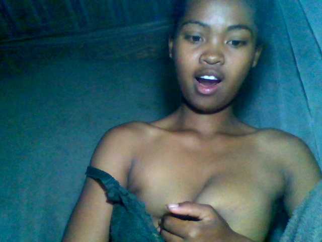 Allycha1's BongaCams show and profile