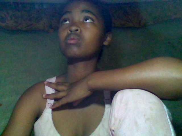 Allycha1's BongaCams show and profile