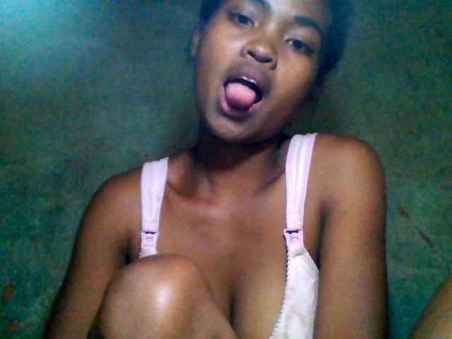 Allycha1's BongaCams show and profile