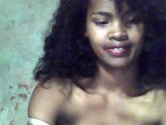 Allycha1's BongaCams show and profile