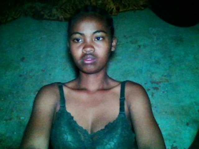 Allycha1's BongaCams show and profile