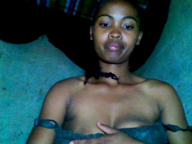 Allycha1's BongaCams show and profile