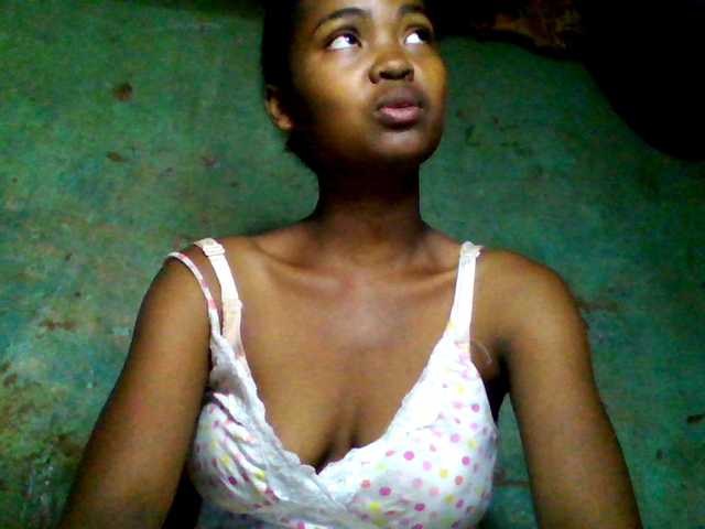 Allycha1's BongaCams show and profile