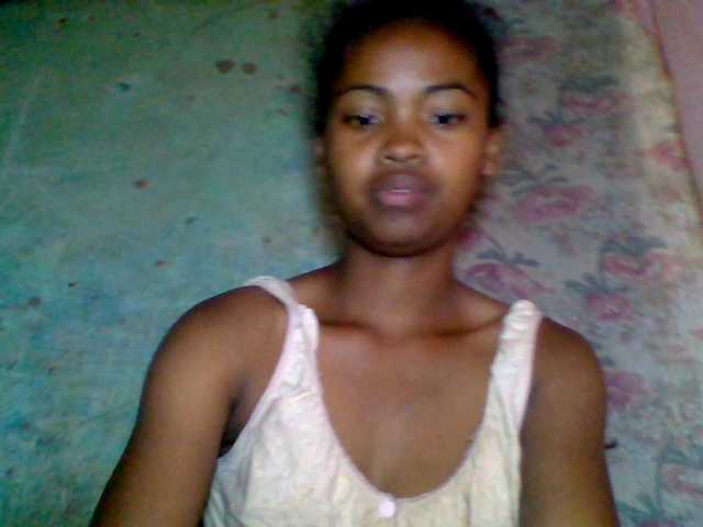 Allycha1's BongaCams show and profile