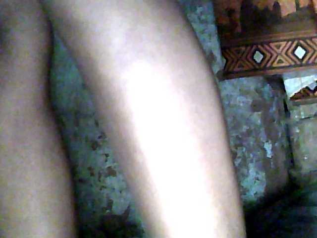 Allycha1, une amatrice française avec qui discuter et avoir du sexe