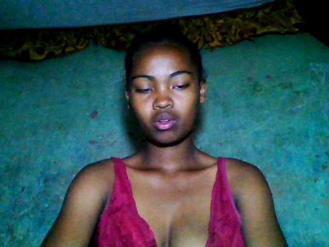 Allycha1's BongaCams show and profile